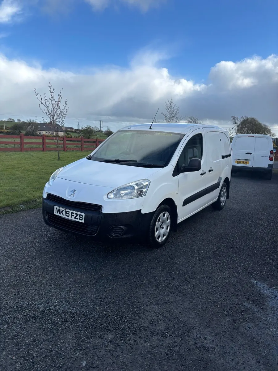 2015 Peugeot partner 200vrt (berlingo) - Image 1