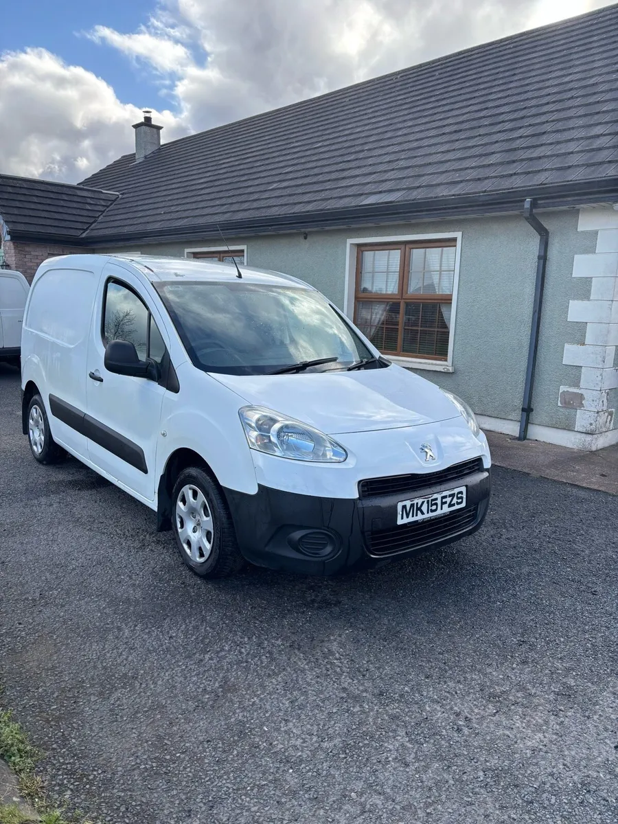2015 Peugeot partner 200vrt (berlingo) - Image 2