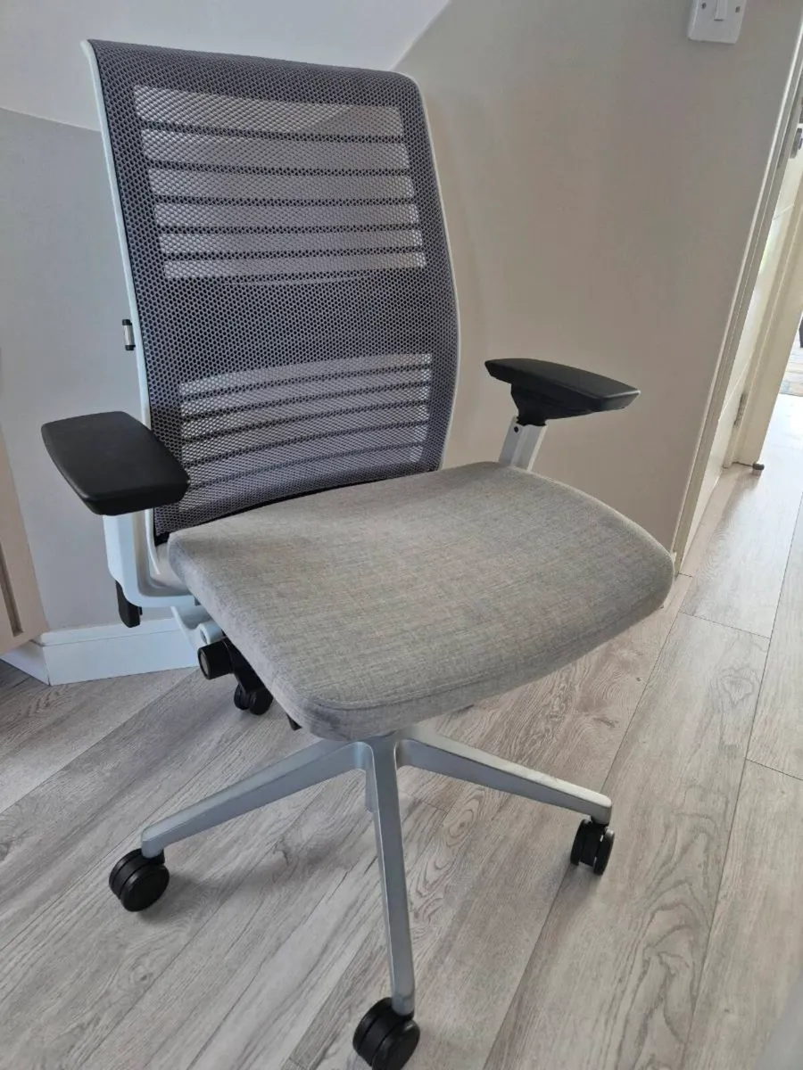 Steelcase Think V2 Ergonomic Task Chair - Image 1