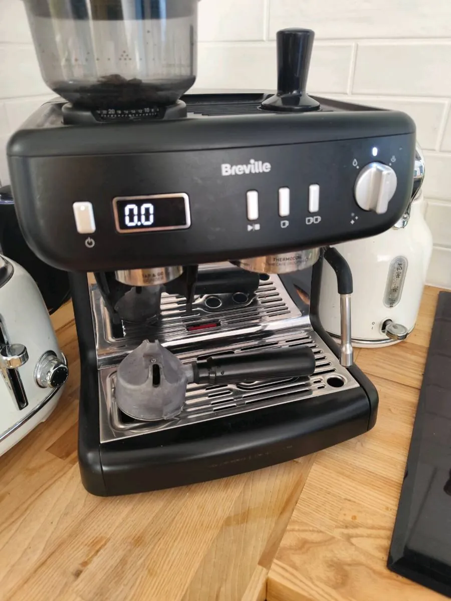 Breville Barista Maxx + Coffee machine