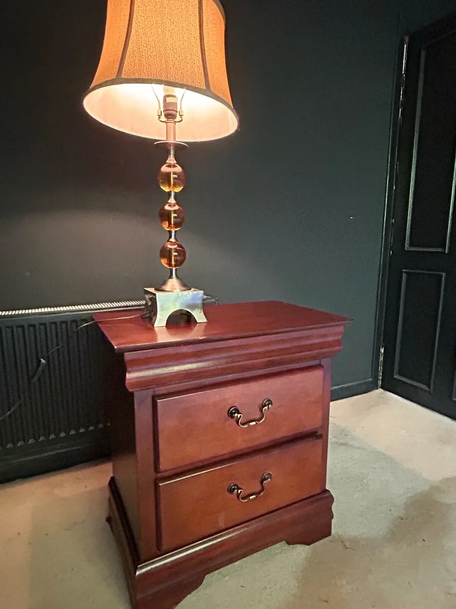 Bedside locker and lamp - Image 2