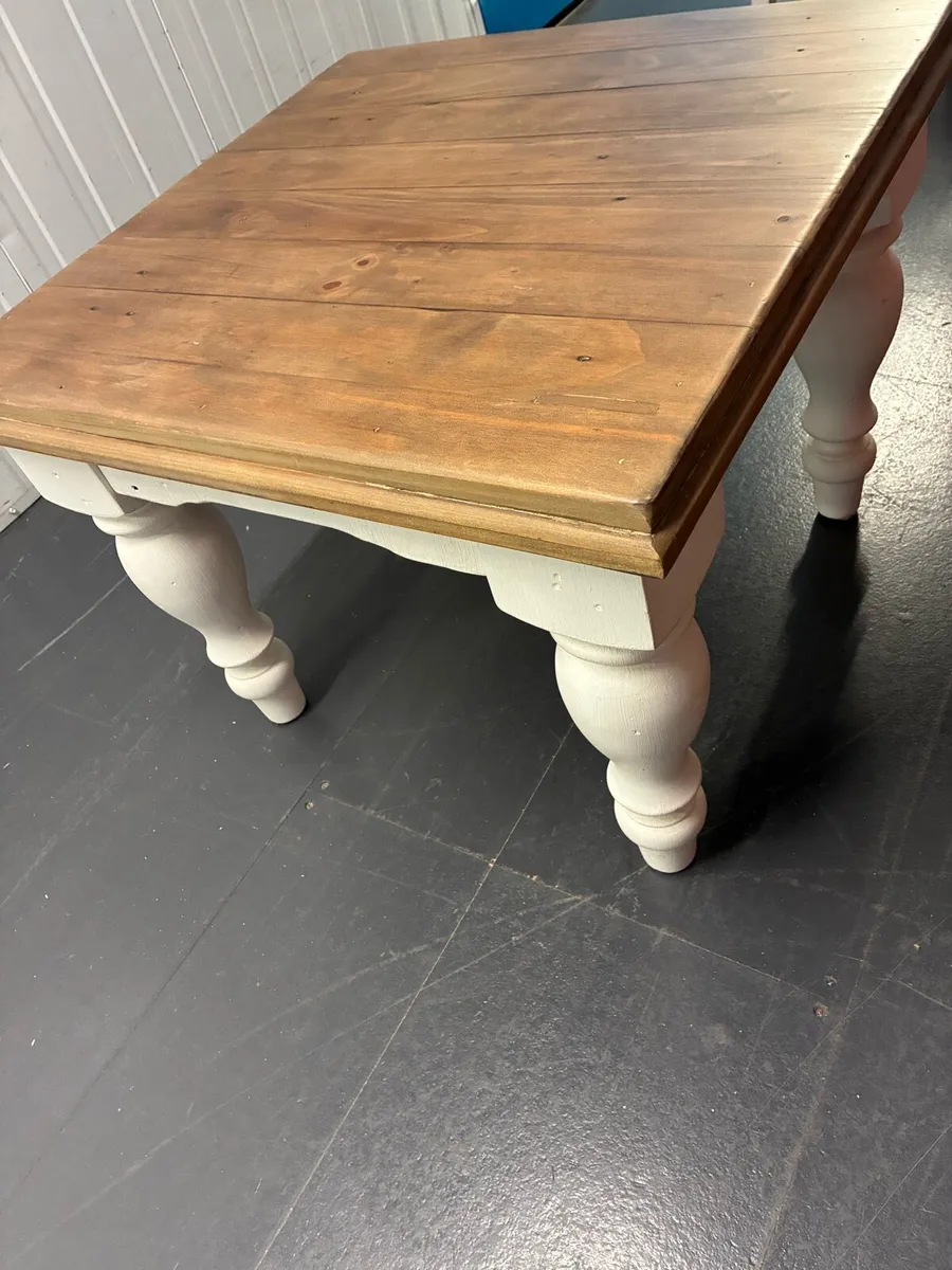 Coffee table - Image 1