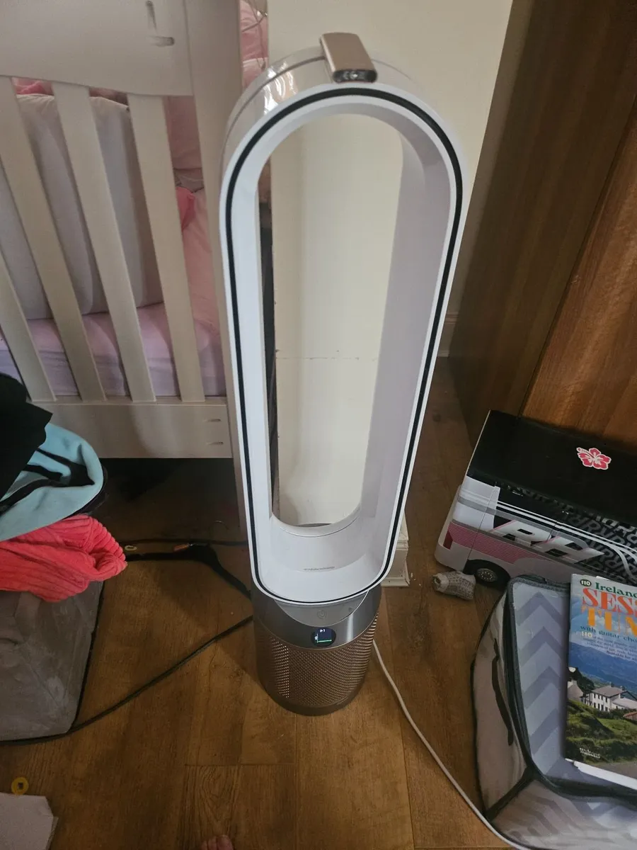 Contents of house for sale - Image 4