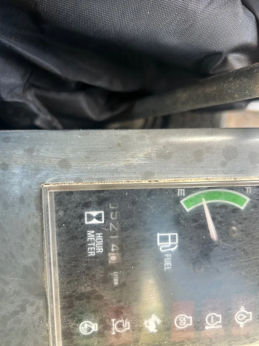 Takeuchi TB 125 - Image 3