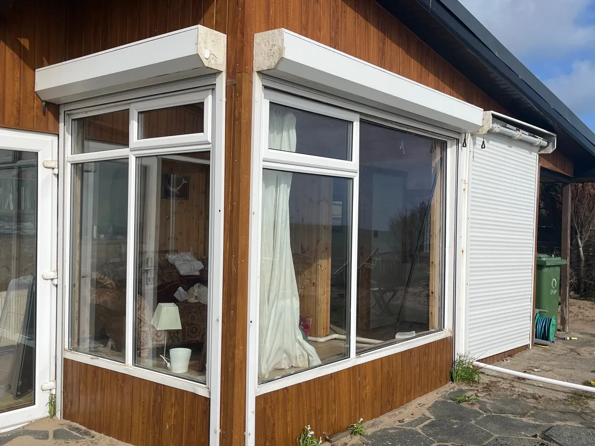 Roller shutter steel doors. - Image 1