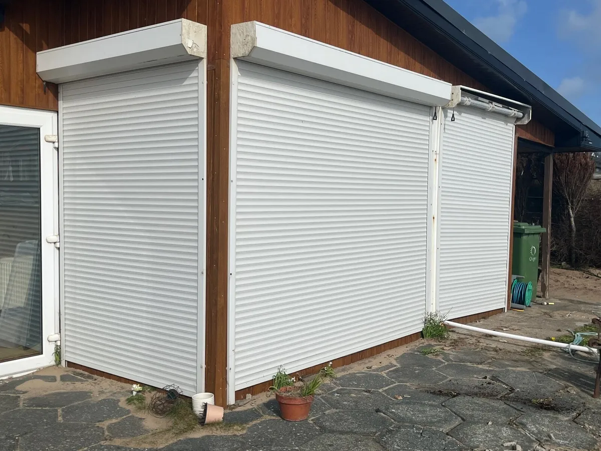 Roller shutter steel doors. - Image 2