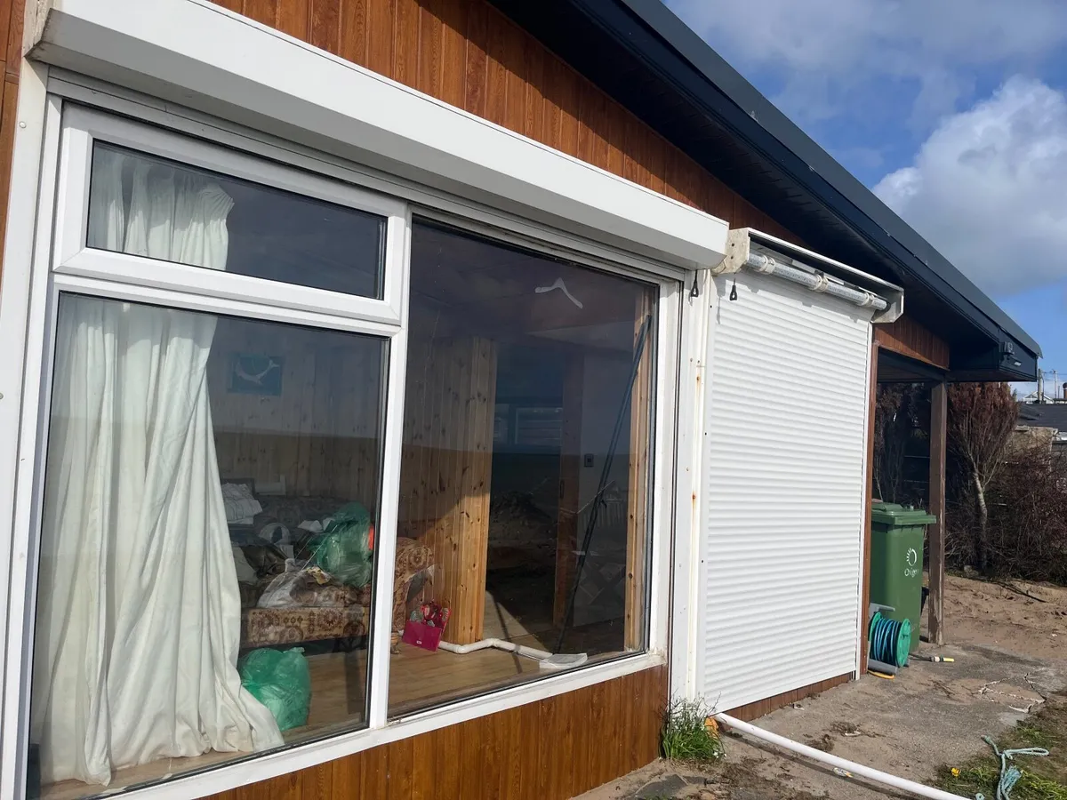 Roller shutter steel doors. - Image 4