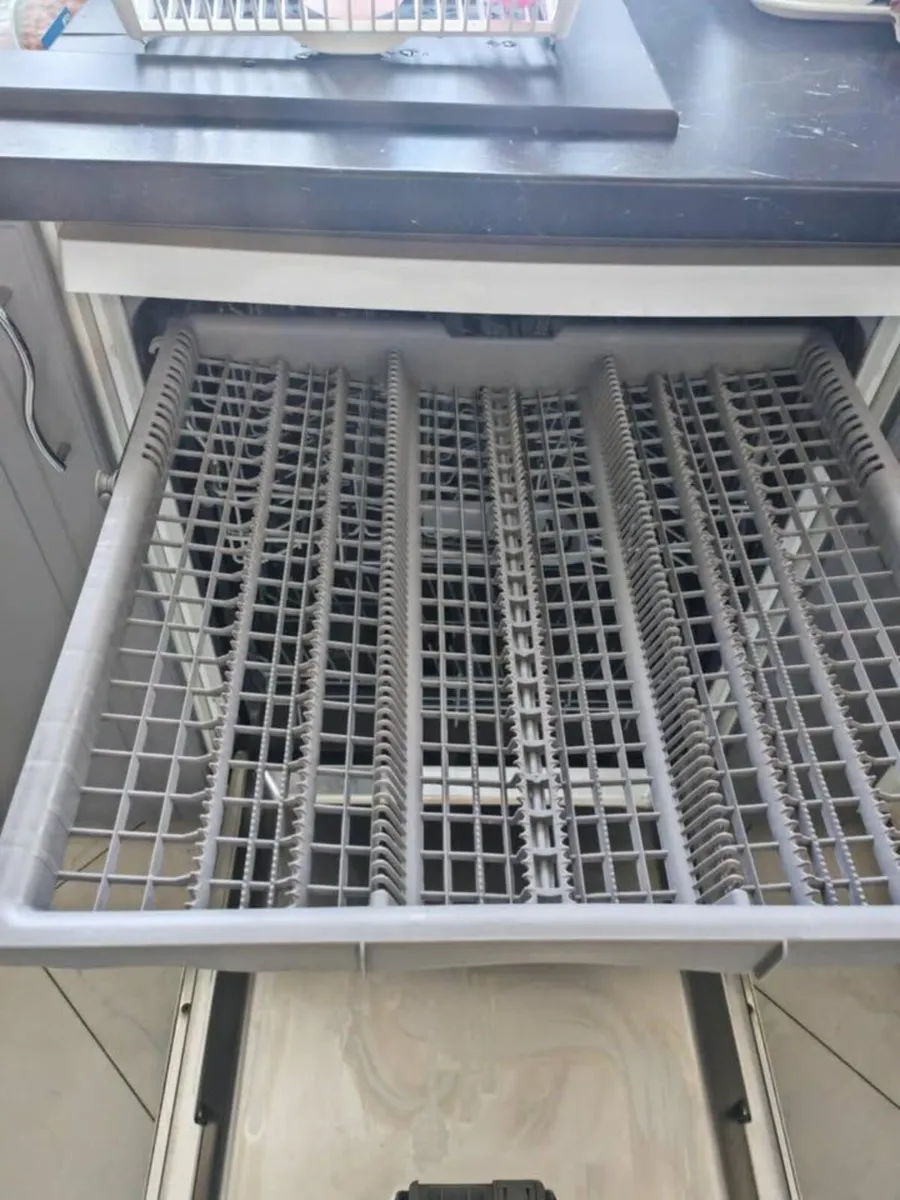 dishwasher - Image 2