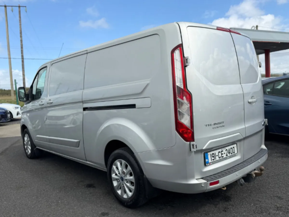 Ford Transit Custom 300 Limited - Image 4
