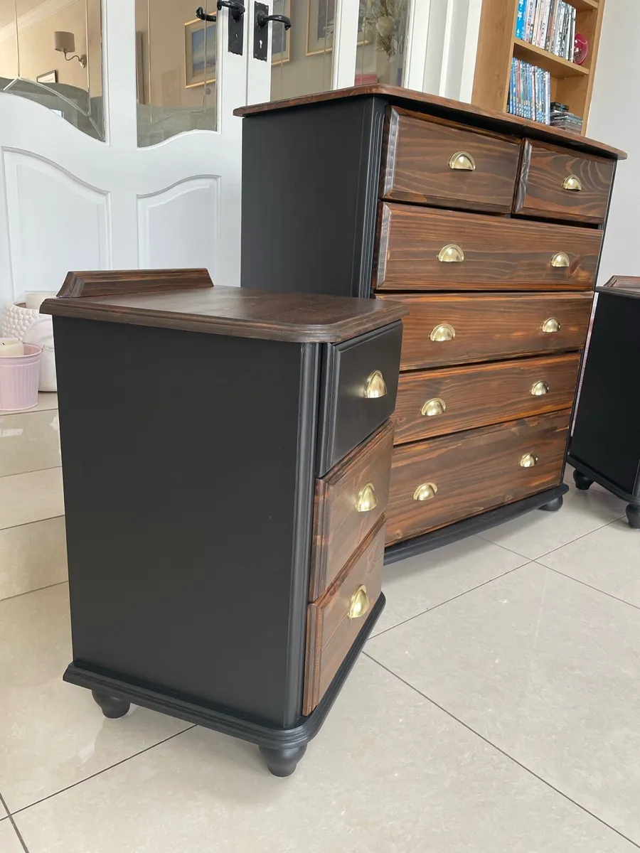 Chest of drawers and 2 lockers - Image 4