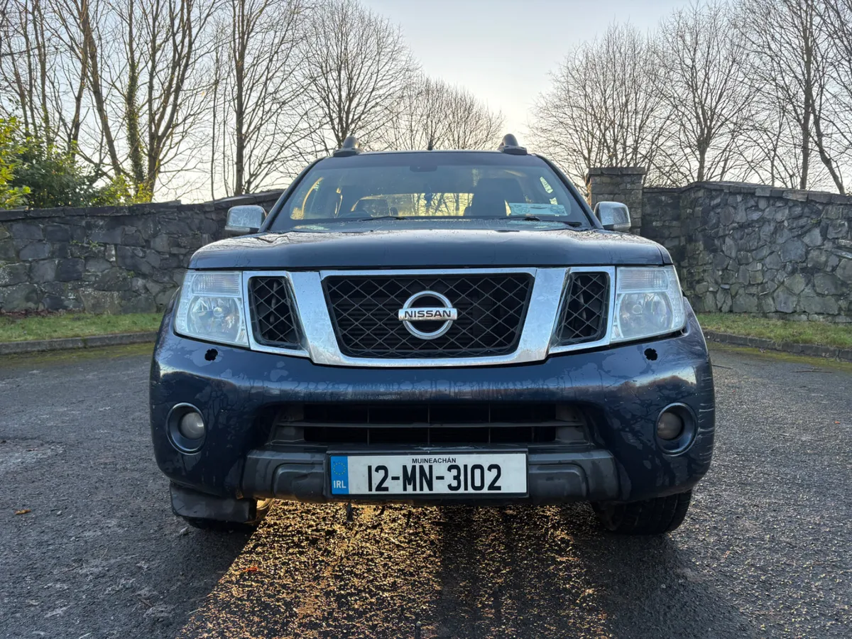 Nissan Navara 2.5 DCI 190 PS manual Tax333e only ! - Image 2