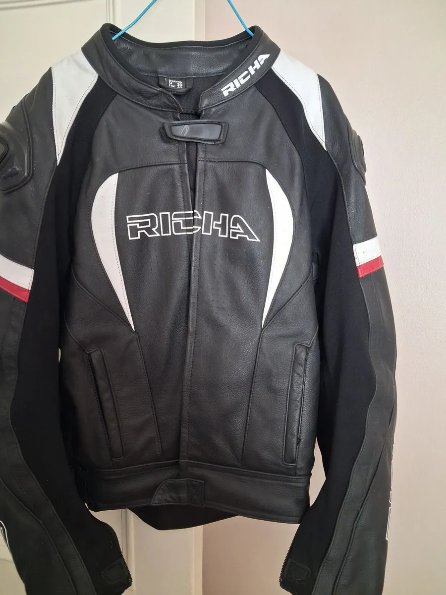 Leather jackets - Image 1