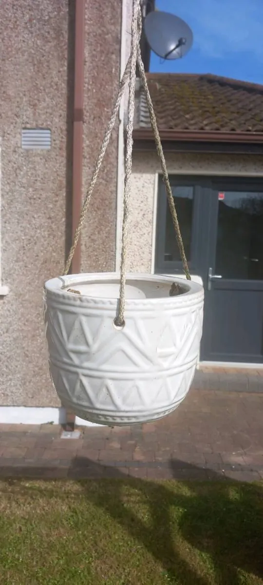 Hanging White Flower Pot - Image 4