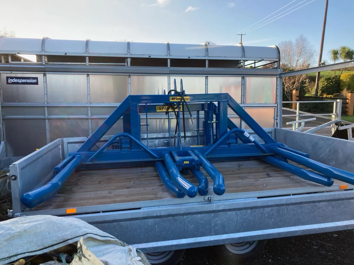 Fleming double bale lifter