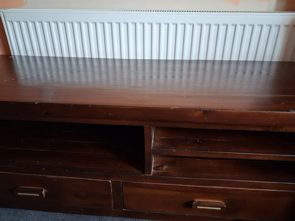 TV Unit - Image 3