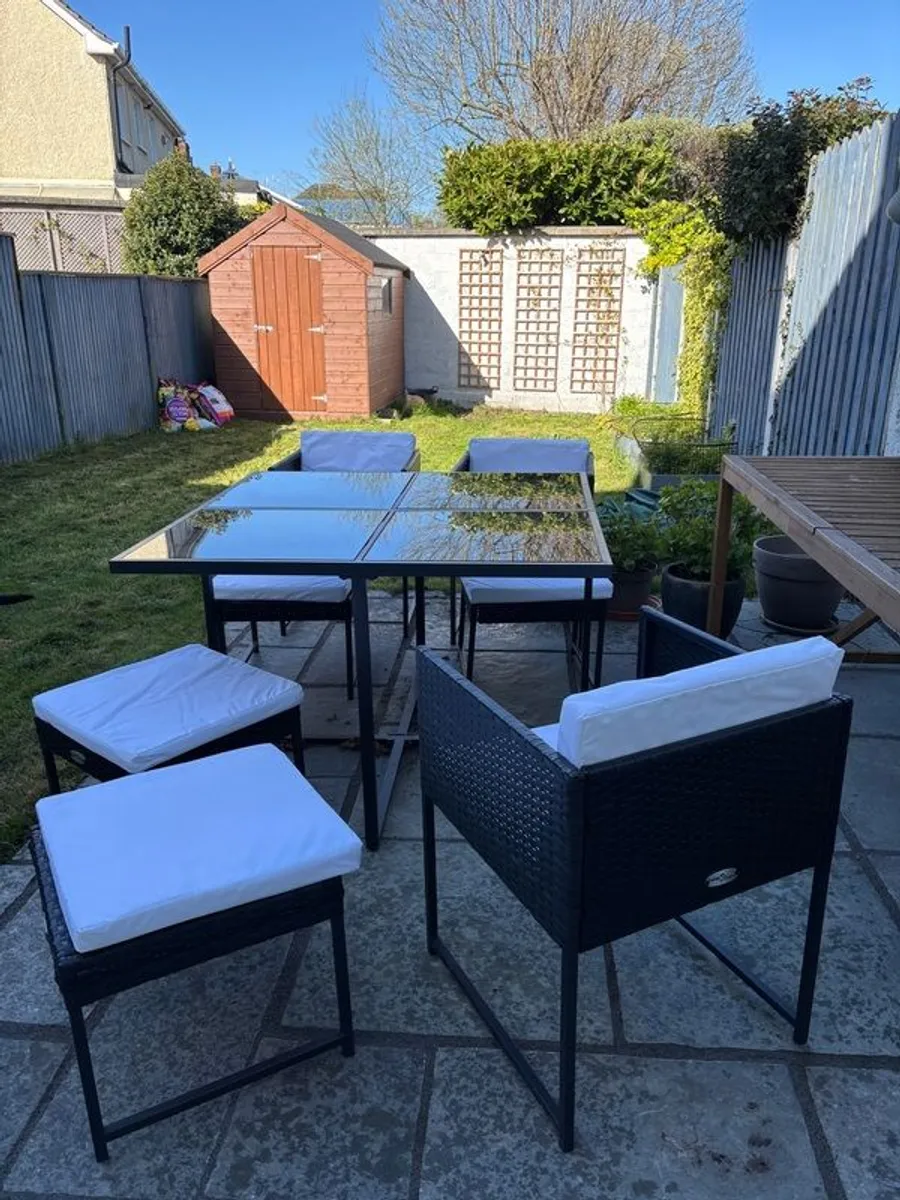 garden table and chairs - Image 1