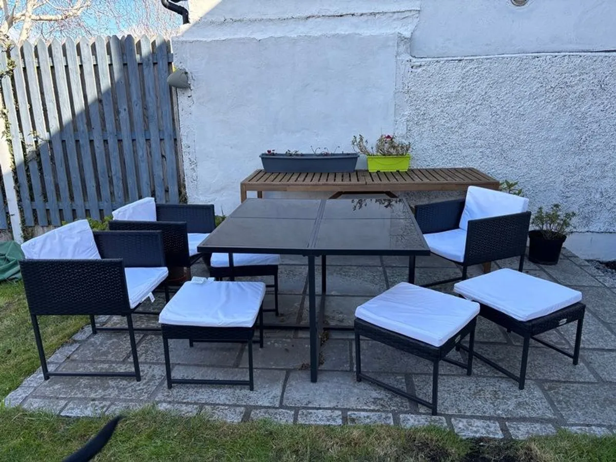 garden table and chairs - Image 2