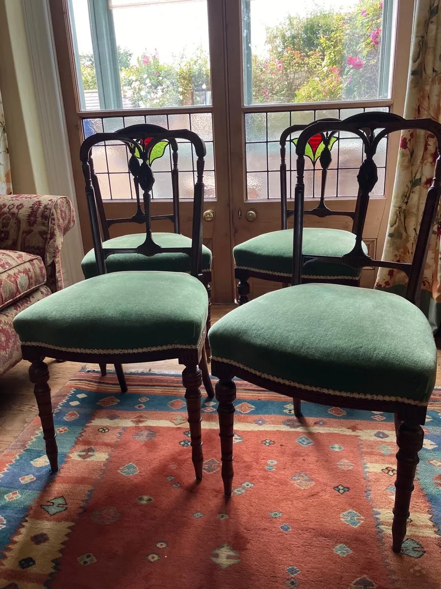 4 Victorian dining chairs. - Image 1