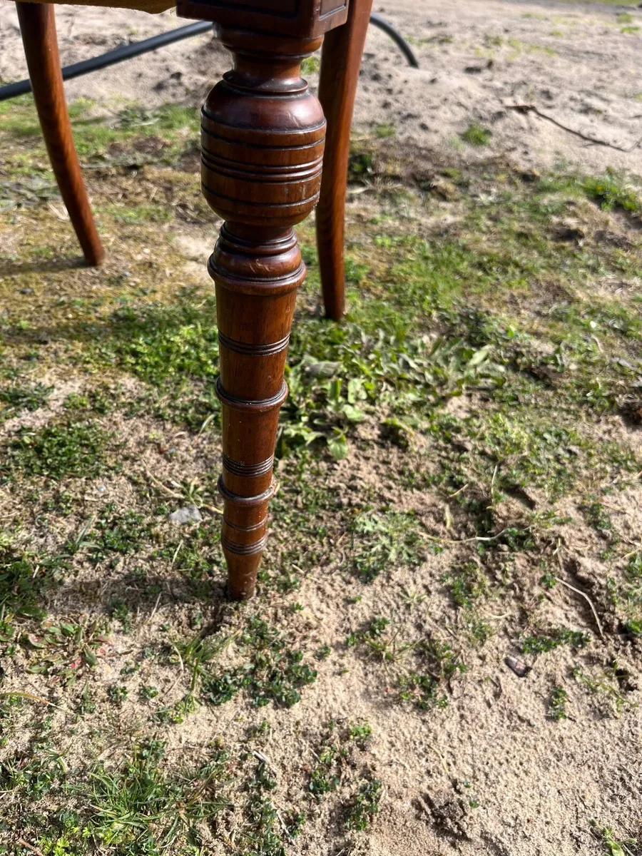 4 Victorian dining chairs. - Image 4