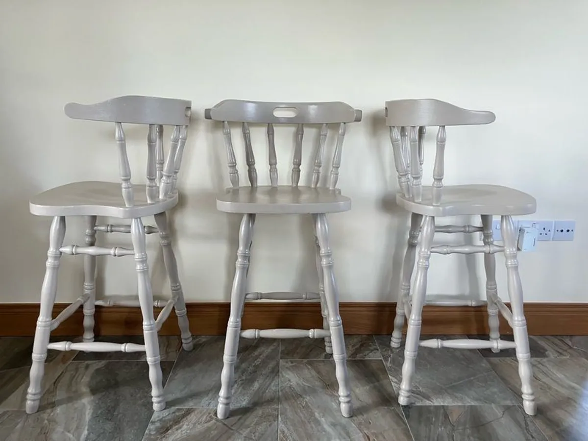 3 island / counter stools - Image 1