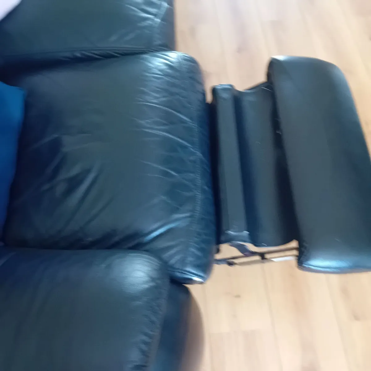 3 and 2 seater Recliner Sofas for Sale - Image 3