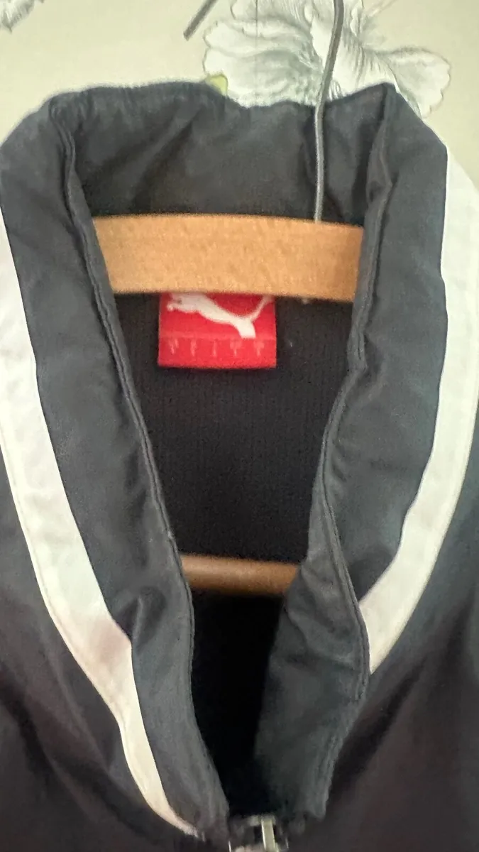 Men’s rainproof coat large - Image 3