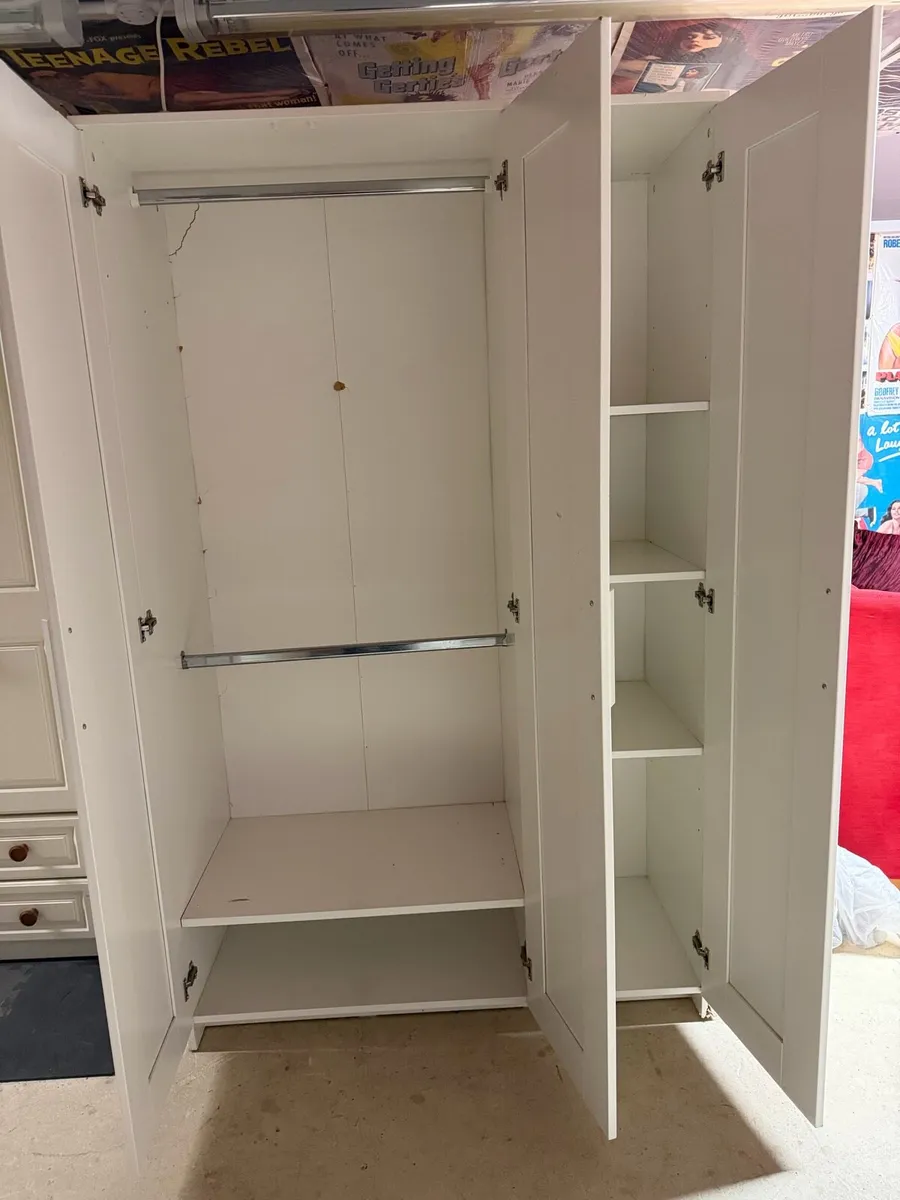 Wardrobe - Image 2