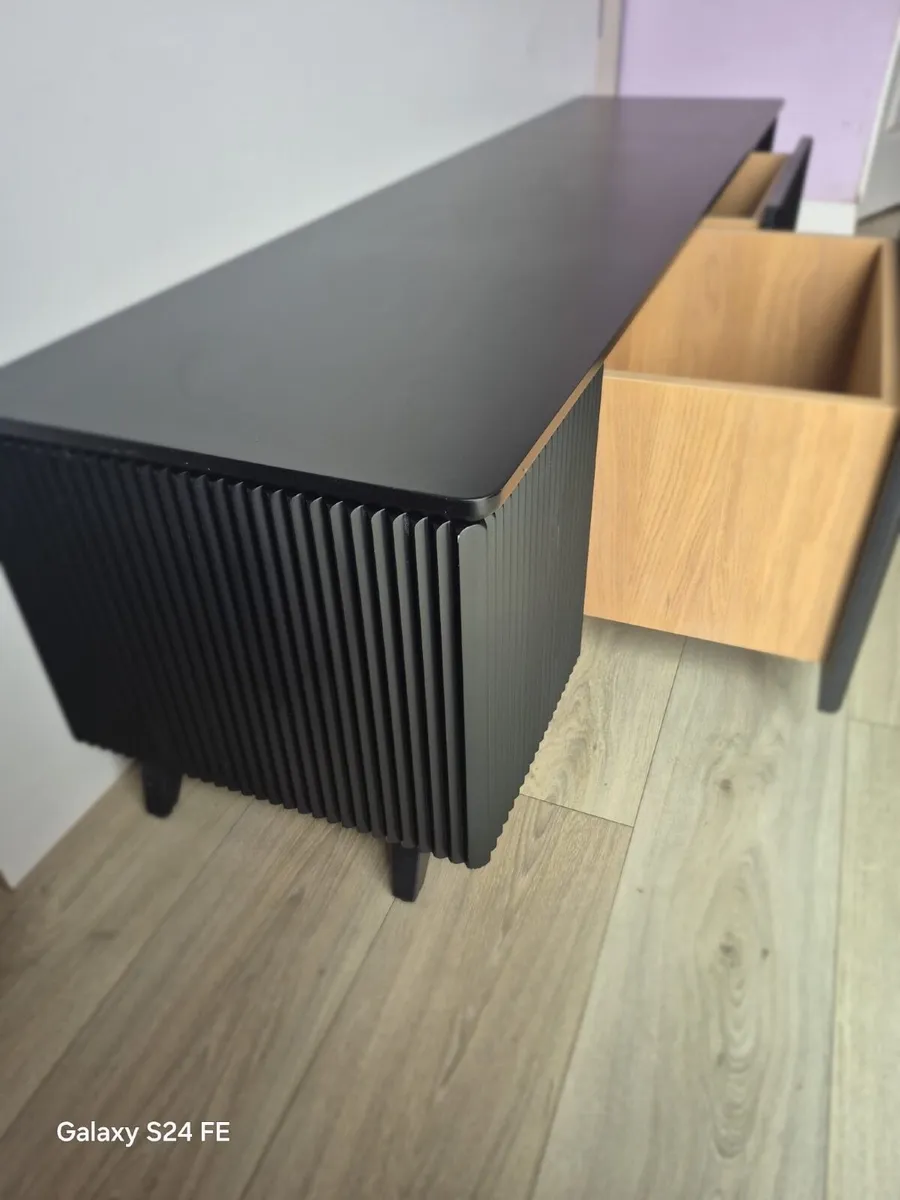 Tv Unit - Image 2