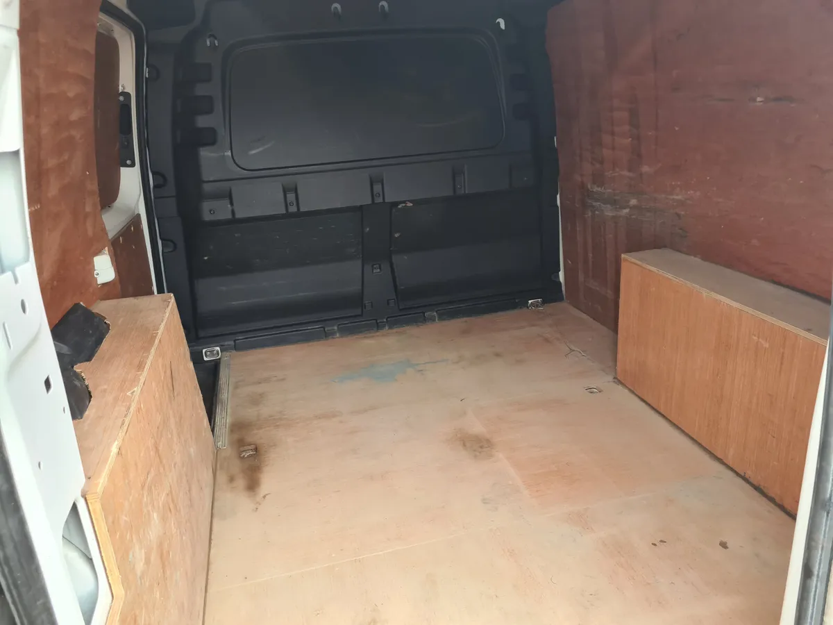 Volkswagen Caddy 2022 - Image 3