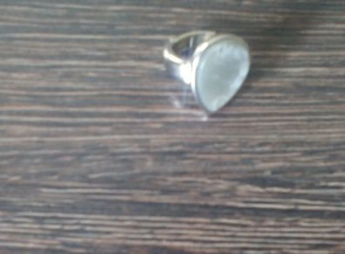 Women's Onyx Style Ring.