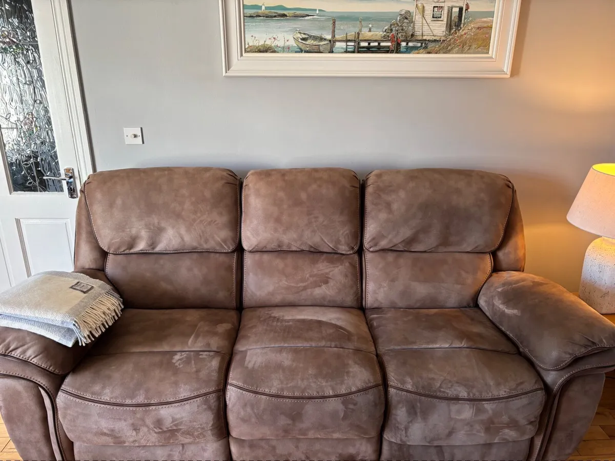 3 seats recliner sofa - Image 2