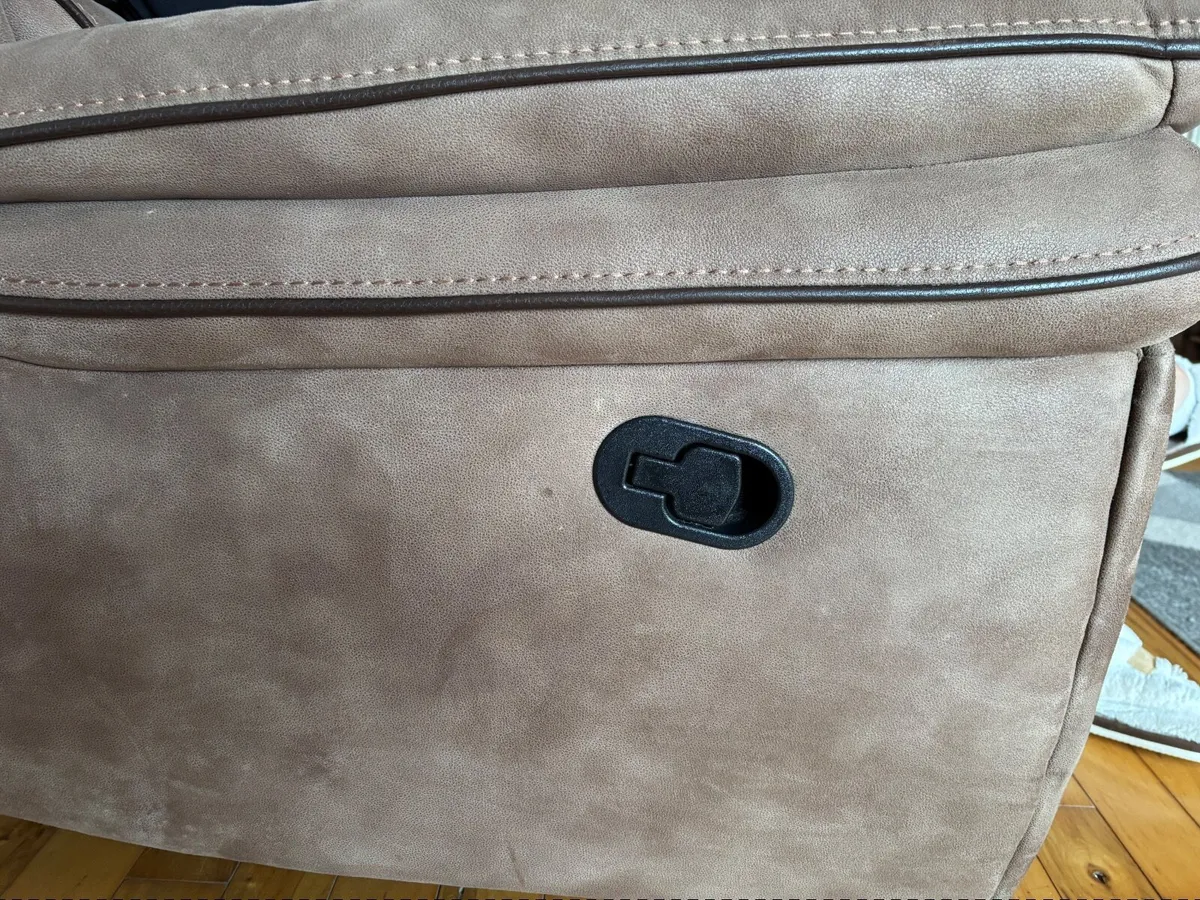 3 seats recliner sofa - Image 4