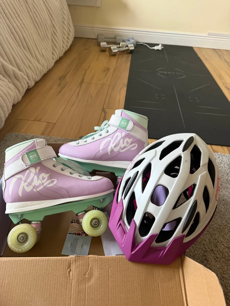 Roller skates - Image 1