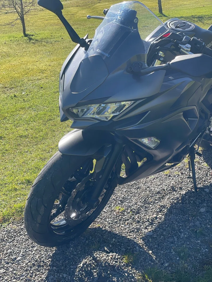 Kawasaki Ninja 650 - Image 1