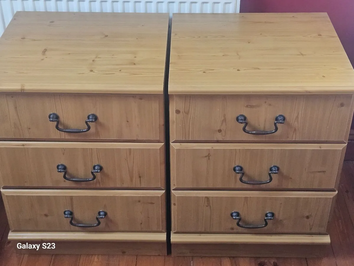 Bedside lockers - Image 2