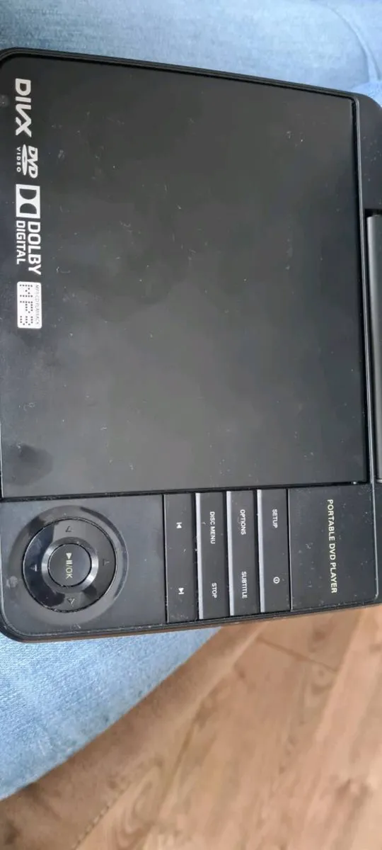 Portable DVD player - Image 2