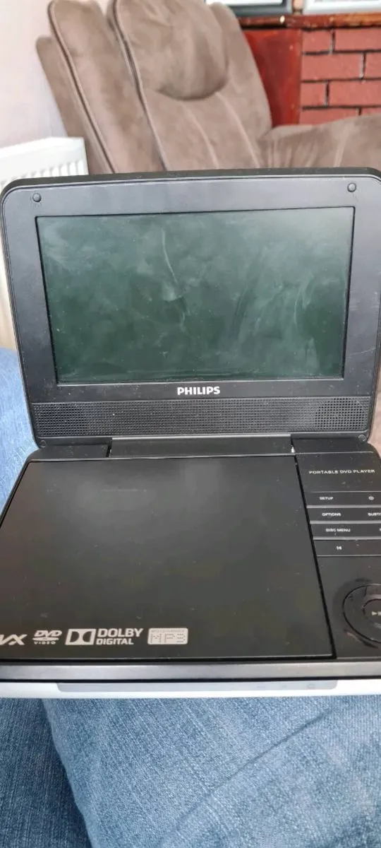 Portable DVD player - Image 3