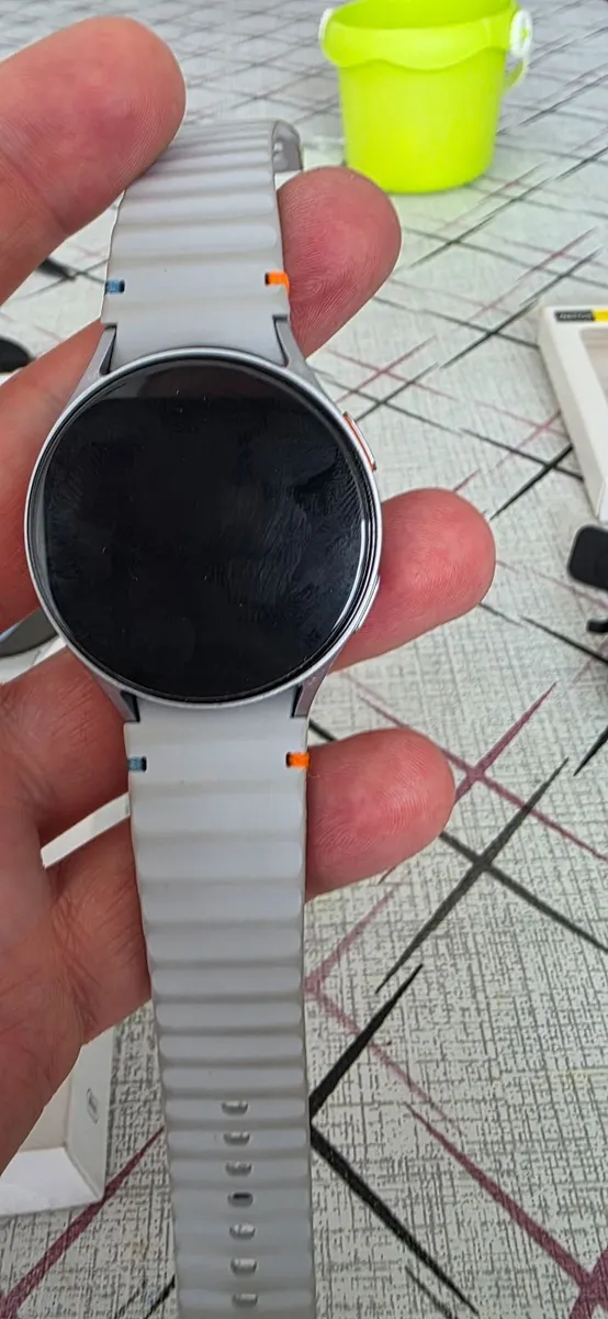 Samsung watch 7 - Image 1