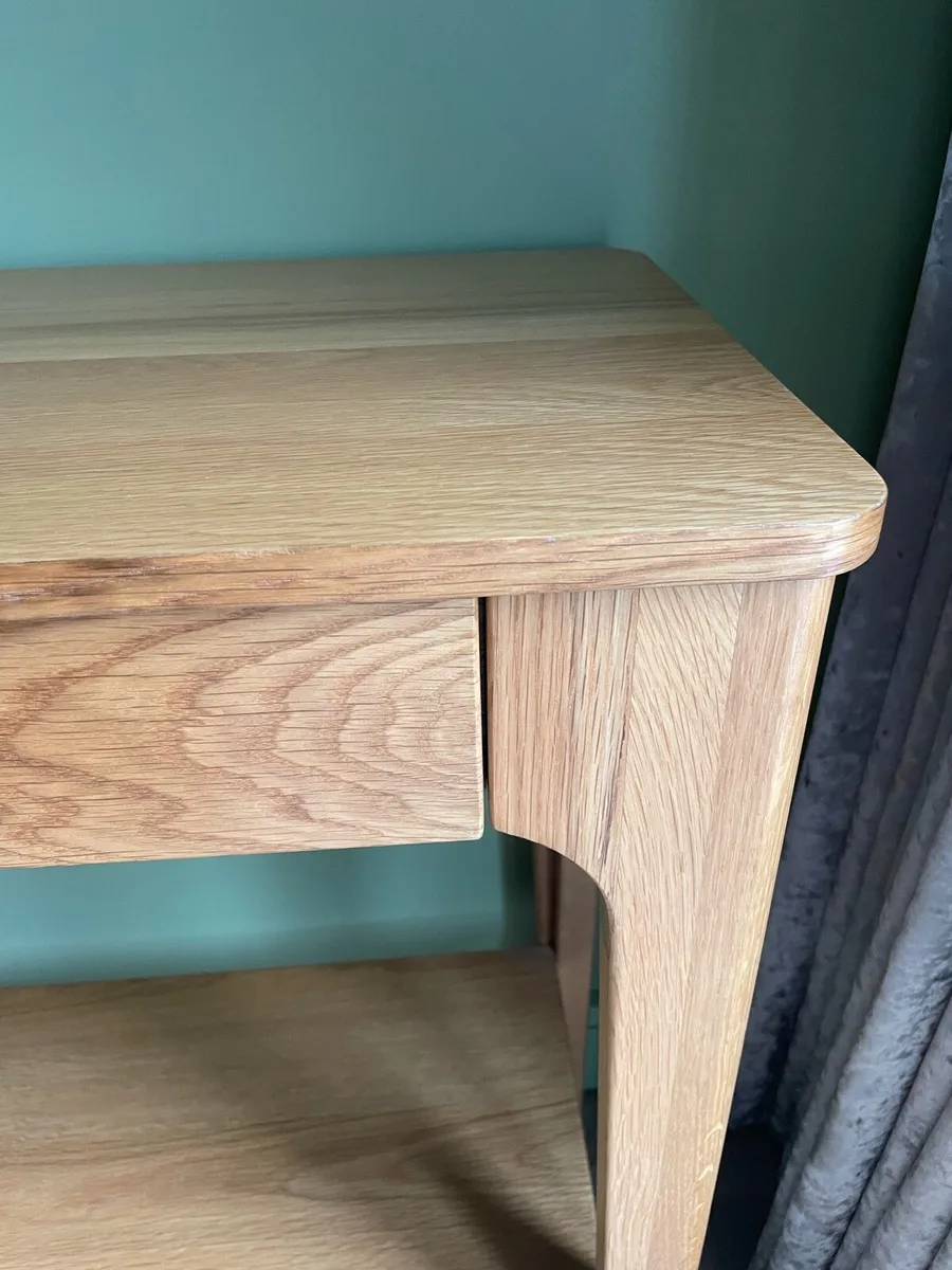 Solid Oak hall table - Image 2