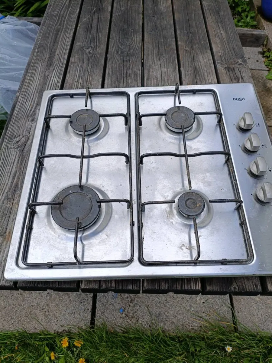 Bush gas hob.Size W58, D51cm