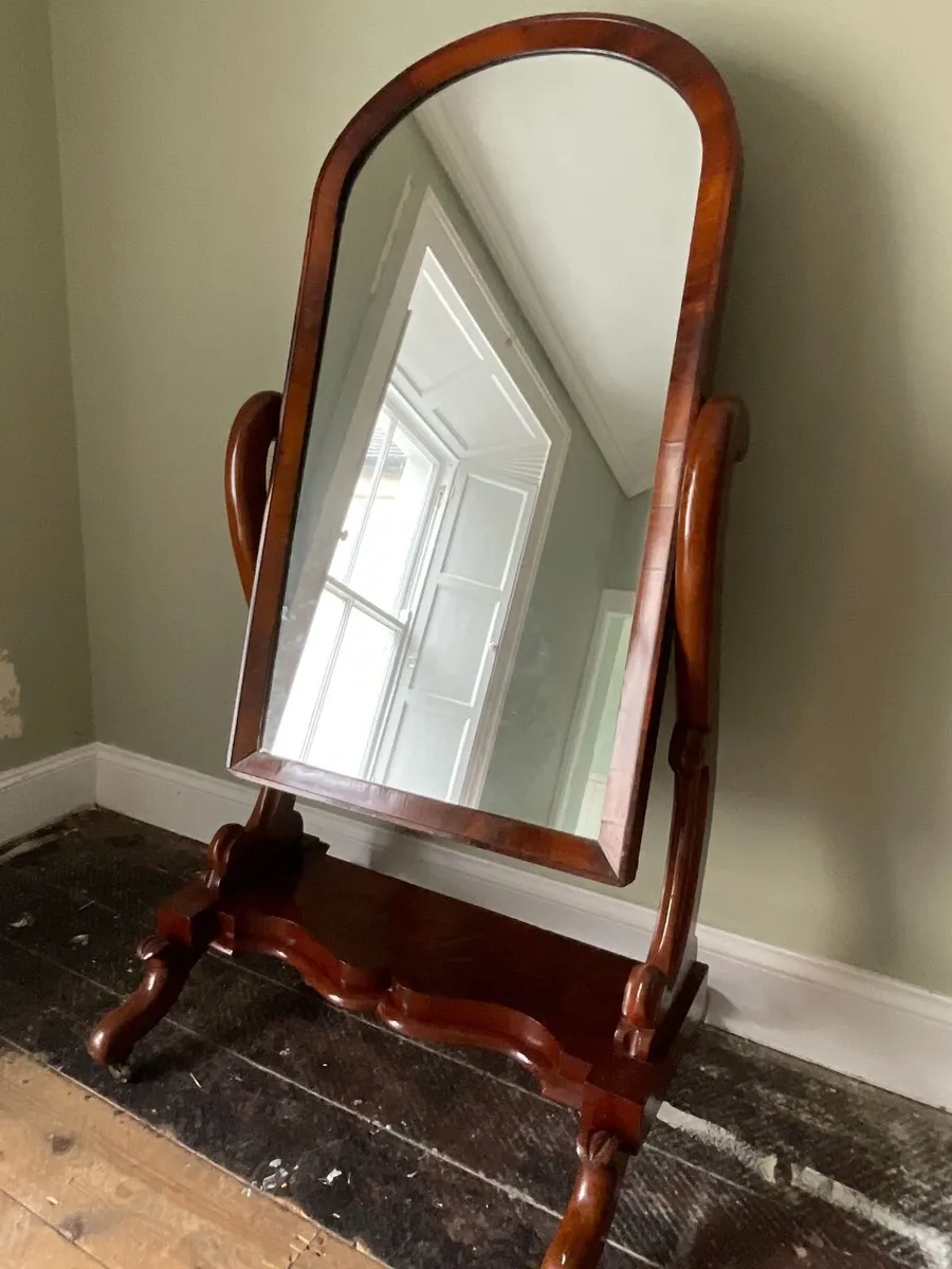Vintage Mahogany Standing Mirror - Image 1
