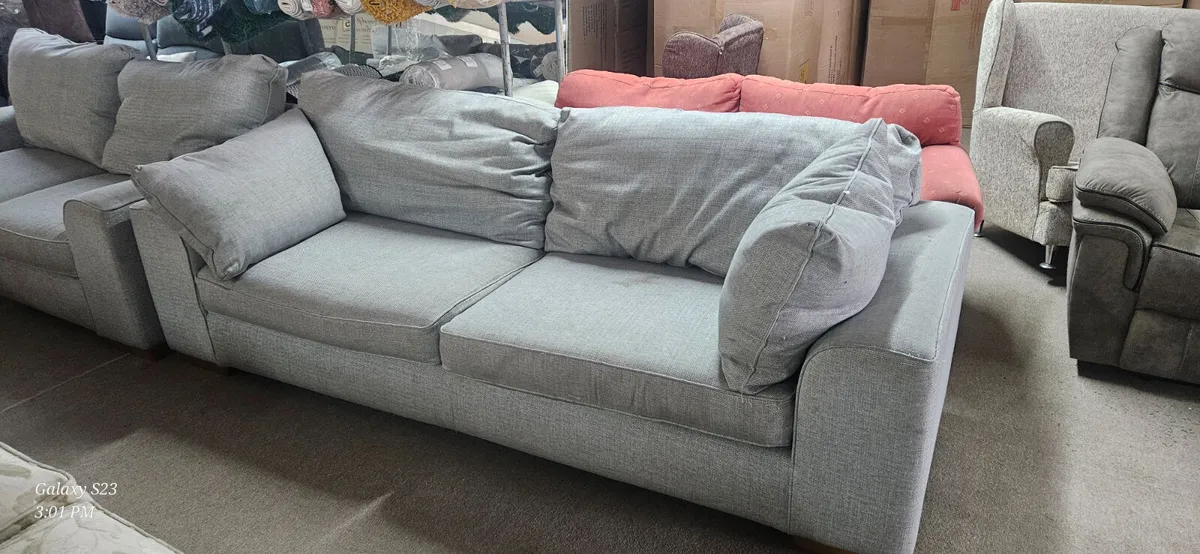 Large 3 + 2 sofa second hand - Image 1