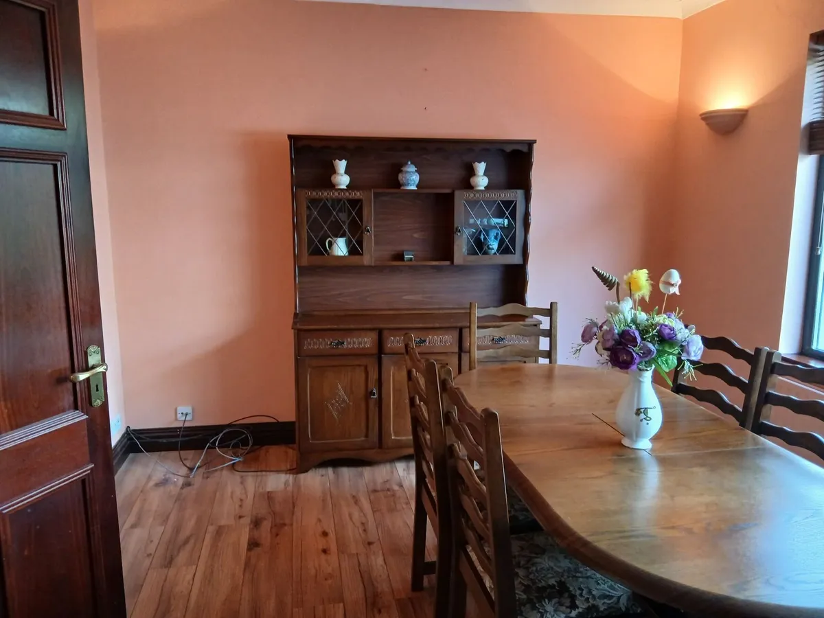 Dining table / chairs / dresser - Image 1