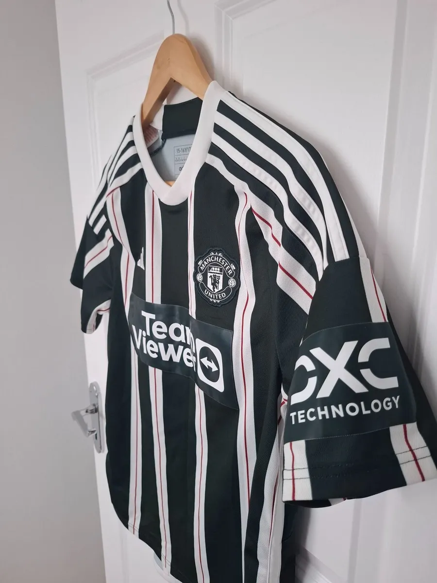 Adidas Manchester United 23/24 Away Jersey - Image 2