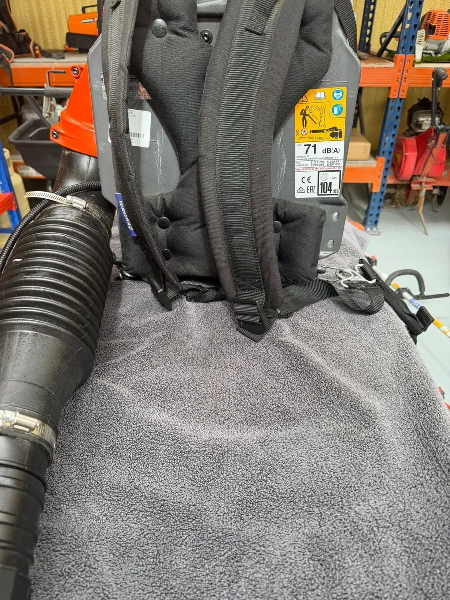 Hedge cutter ,strimmer and blowers - Image 3