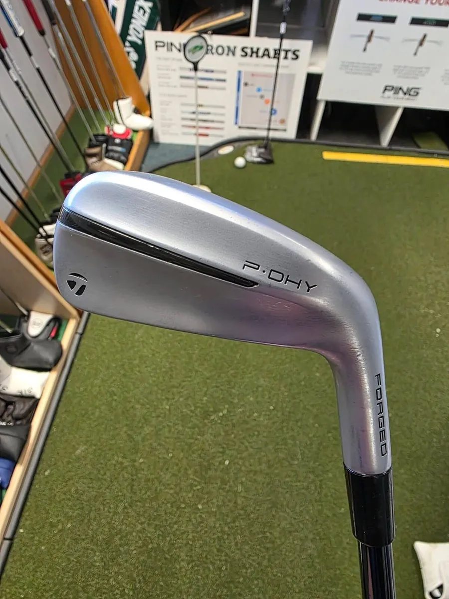 Taylormade P-DHY Forged 4 Iron - Image 1