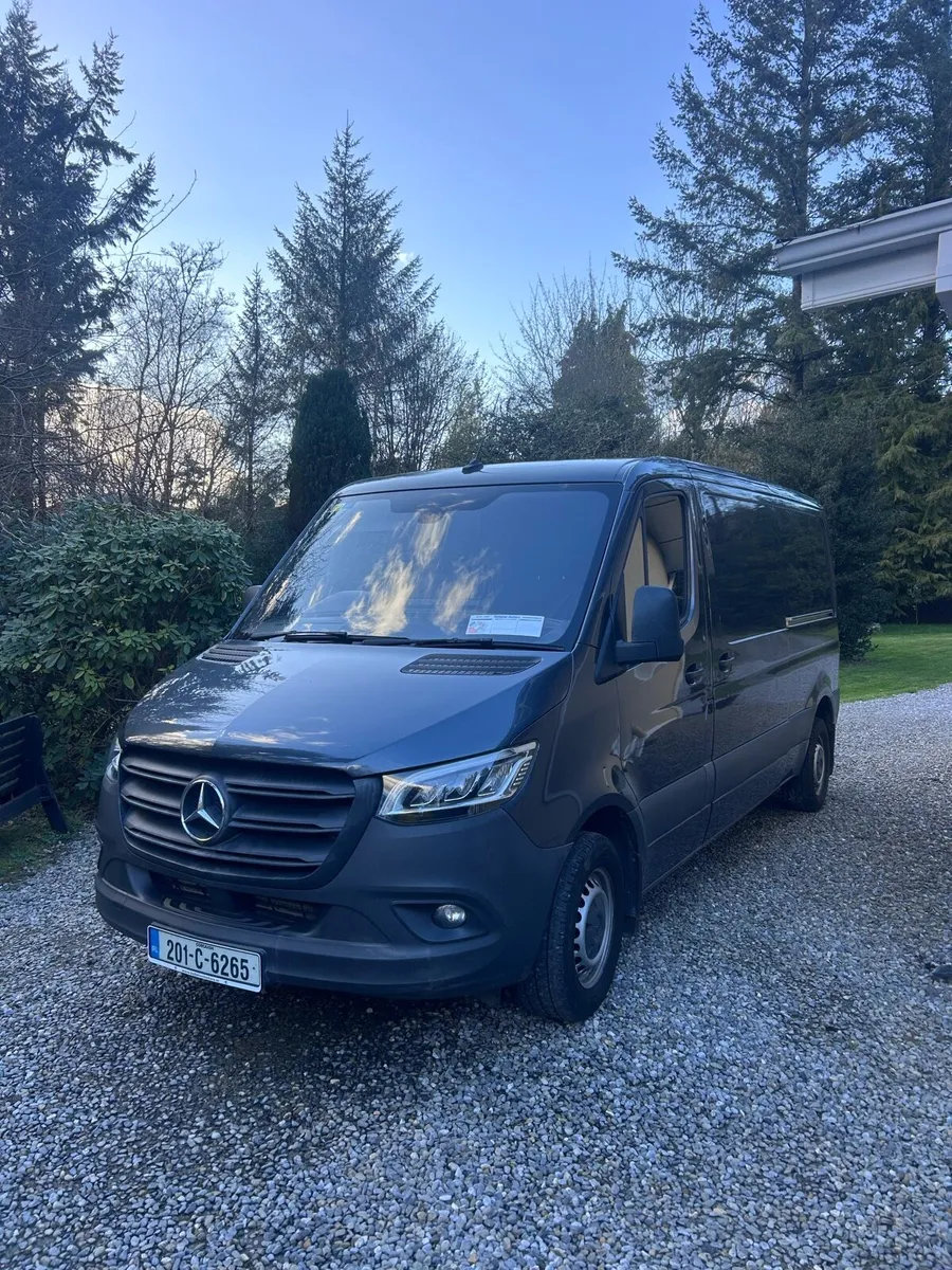 Mercedes Sprinter mwb - Image 1