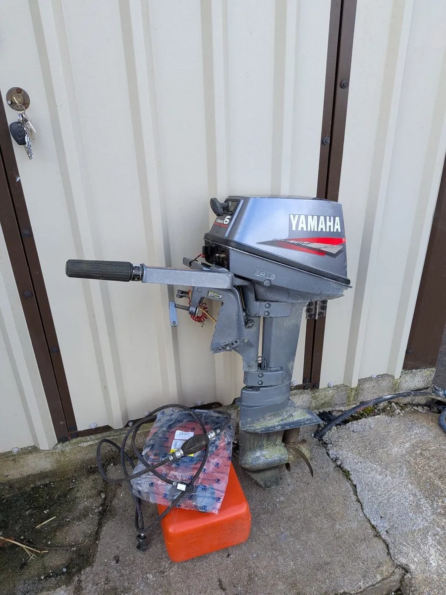 Boat engine - Image 1