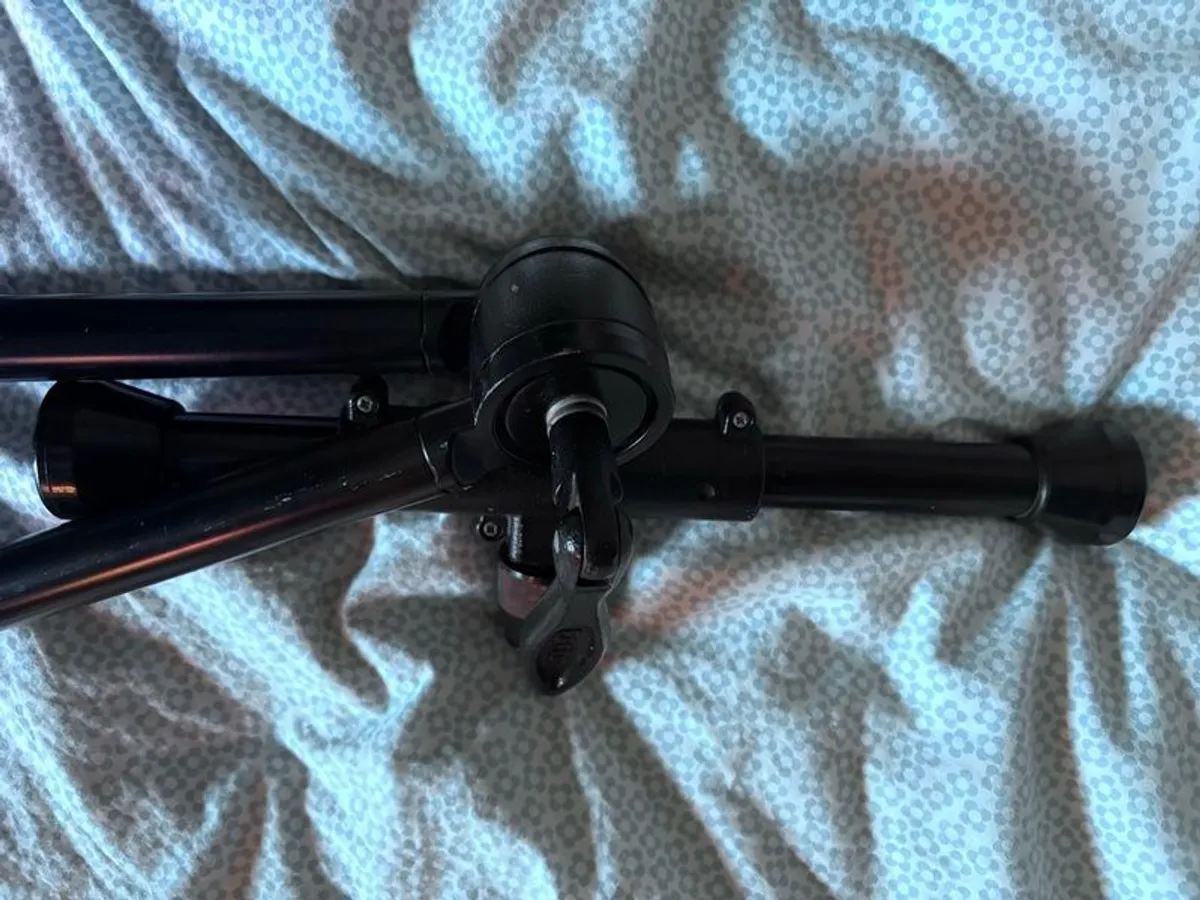 Benbo Tripod - Image 2