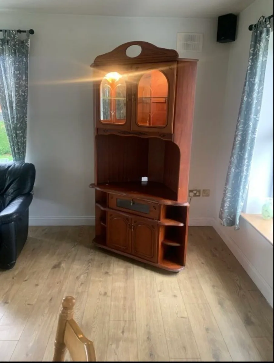 Corner cabnit - Image 4